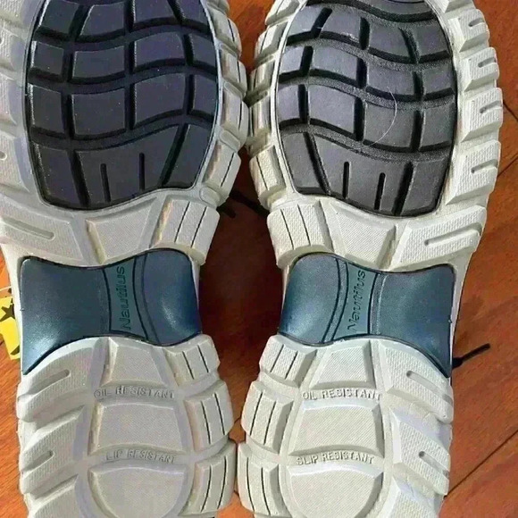 Nautilus Safety Steel toe Footwear Women's D N1073 Spark EH NIB (Save $50.00) - Picture 5 of 7